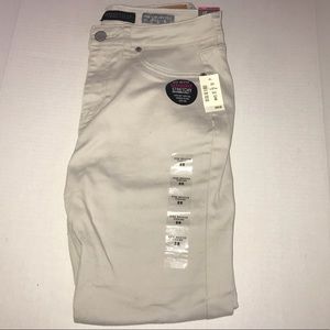 NWT Aeropostale High Waisted Jegging